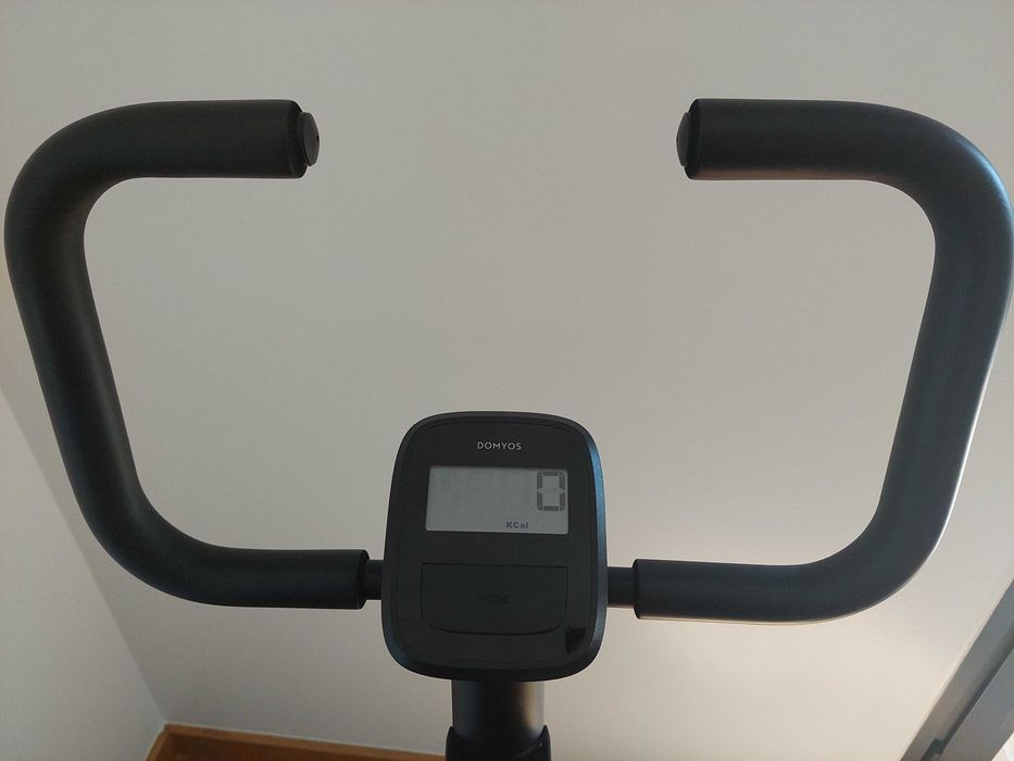 Bicicleta Estática DOMYOS Essential 03 – Como Nova