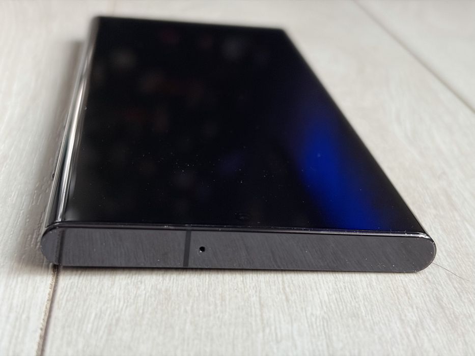 Samsung S22 Ultra 5G Exynos 2200 / 12Gb / 256Gb офіційна версія