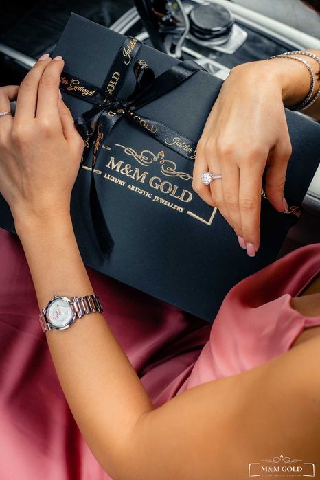 Obrączka ze szmaragdami i diamentami 4.20ct