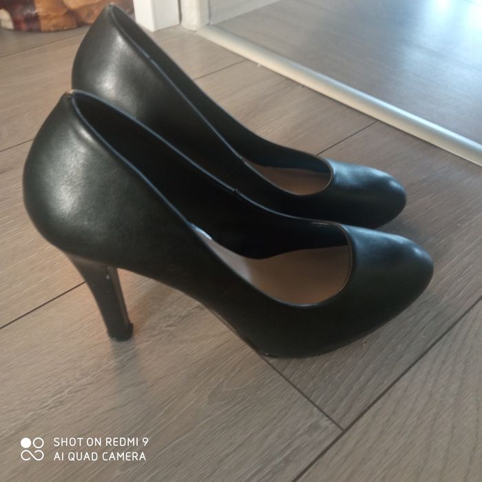 Pantofle CCC rozmiar 39