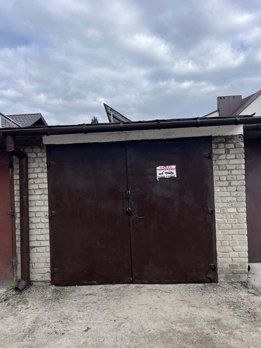 Garaż murowany w Białej Podlaskiej
