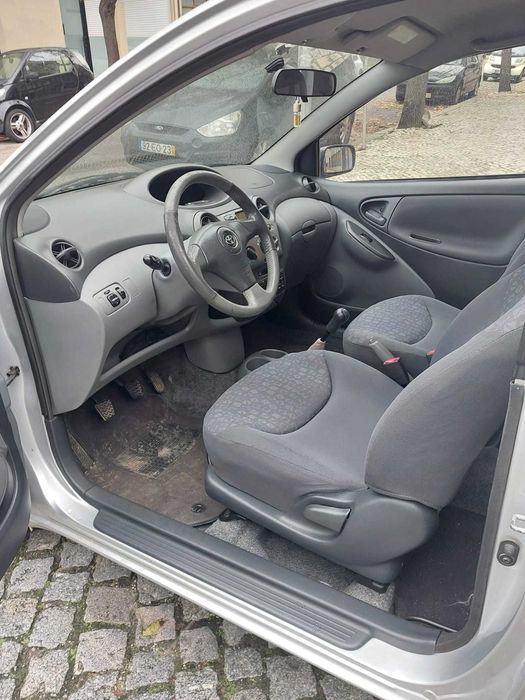 Toyota Yaris 2001 1.0 vvt-i