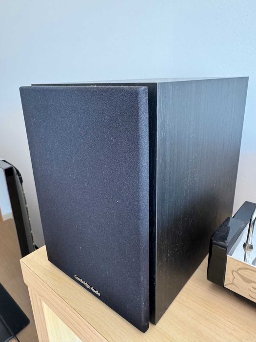 Conjunto HiFi Cambridge Audio Topaz – AM10 + CD10 + SX50 – Como Novo