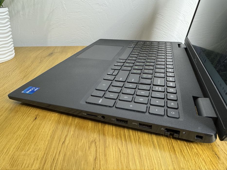 Потужний ноутбук Dell Latitude 3520 i5 11 покоління 16/256GB (512GB) 4 ядра