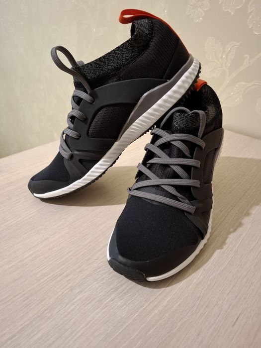 Кросівки жіночі adidas