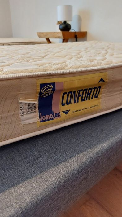 Conjunto cama e colchão