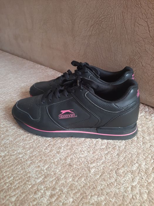 Кросівки жіночі Slazenger 40