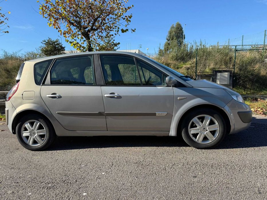 Renault scenic 1.5 dci