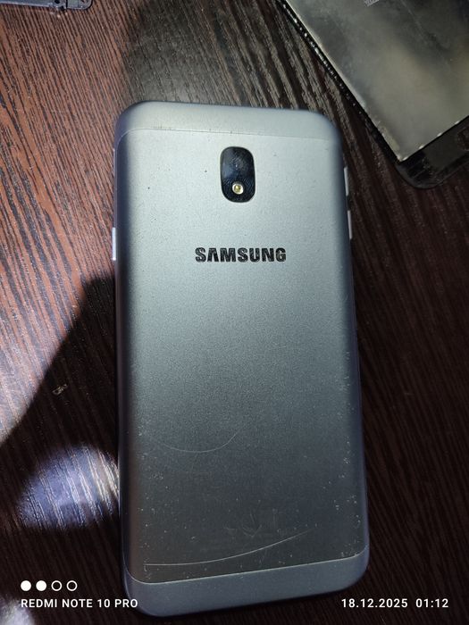 samsung  j330f экран и корпус