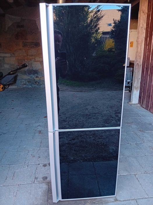 Lodówka Exquisit z zamrażarką ,czarna, szklona, dostawa, okazja