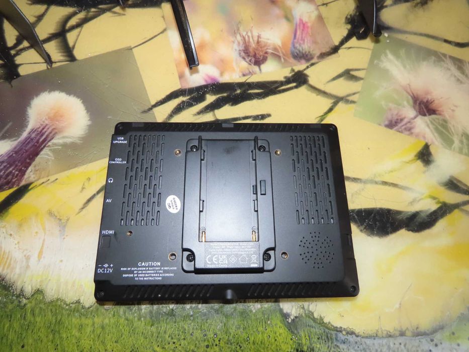 Monitor Neewer 7  cali
