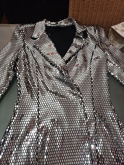 Vestido/Blazer prateado para o réveillon NOVO
