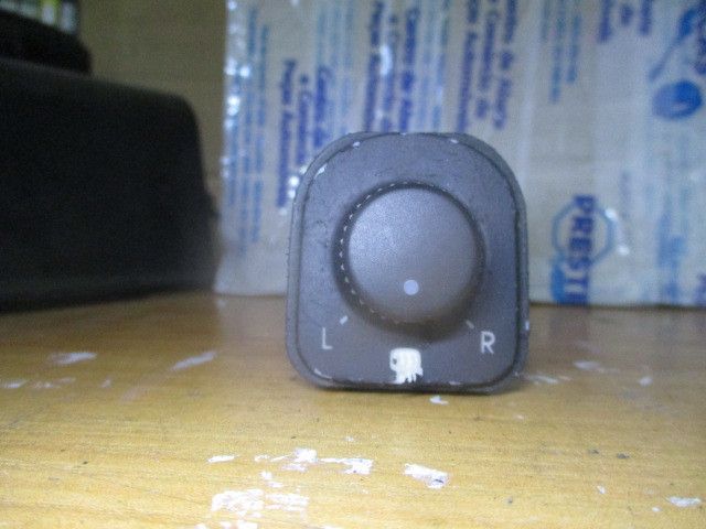 Comando de espelhos VOLKSWAGEN Golf V (1K1)