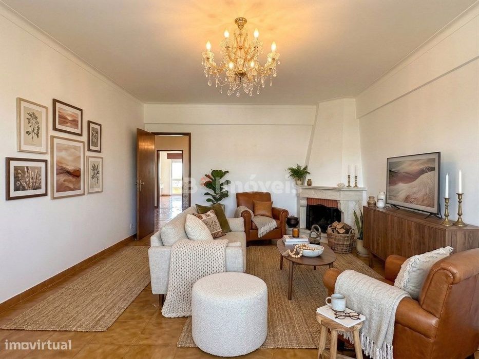 Apartamento T2 c/ 2 Varandas e Sótão, em Abrantes — São Miguel Do Rio Torto E Rossio Ao Sul Do Tejo, Santarém