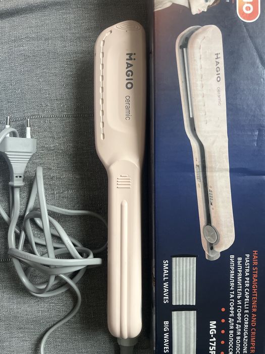 Плойка вирівнювач гофре