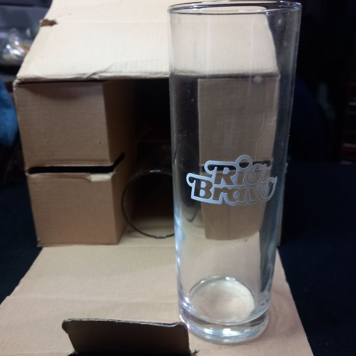 Caixa com 6 copos altos