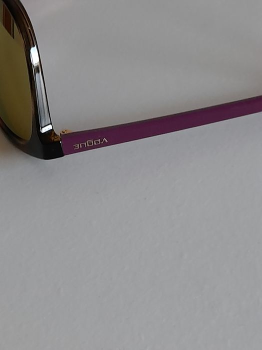 Óculos de sol da Vogue