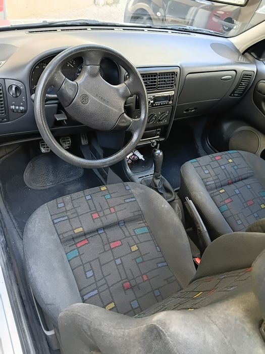 Polo 1999 1.0 vidro elétrico .