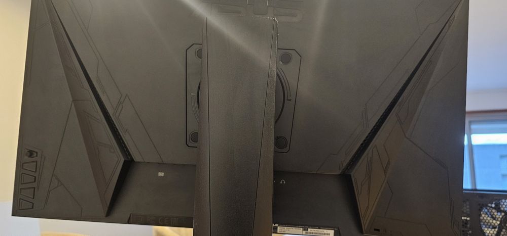 ASUS VG248Q 24” – 144Hz | 1ms | Gaming