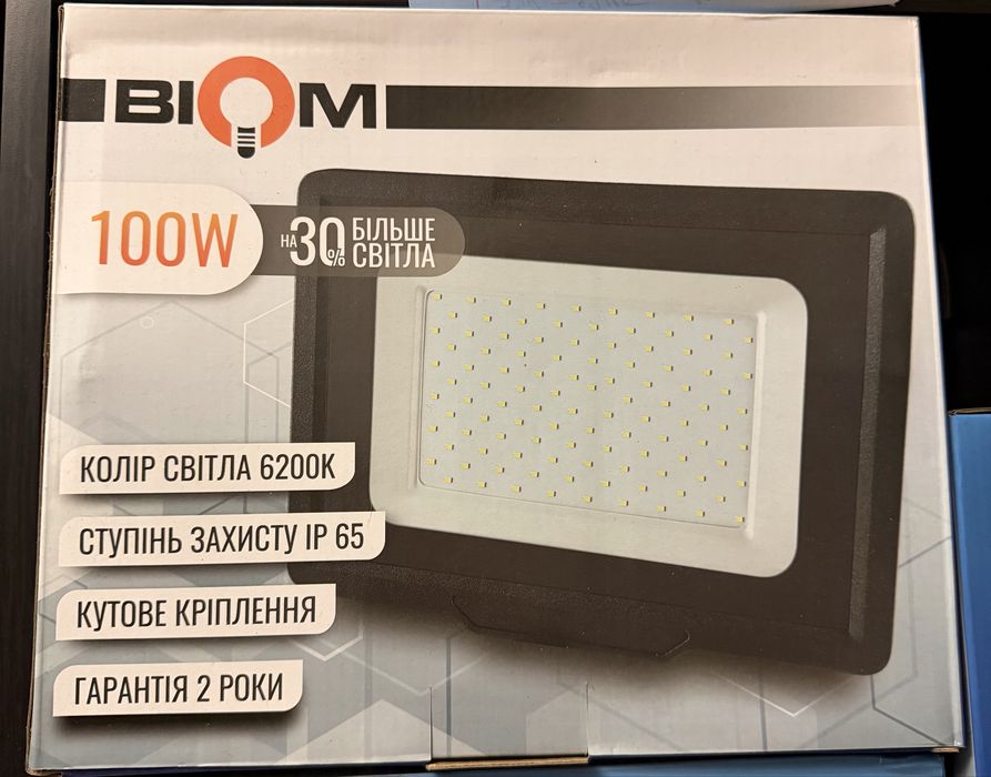 Светодиодный прожектор BIOM 10W, 20W, 30W, 50W та 100  6200К 220V IP65