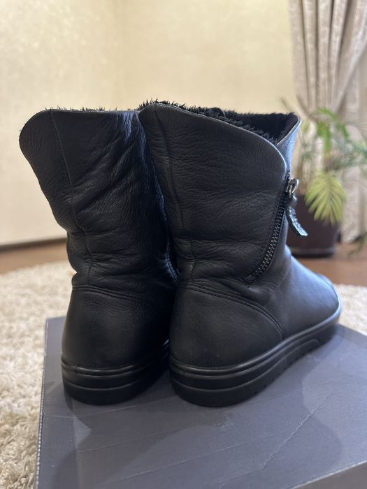 Жіночі зимові ботинки Ecco Fara