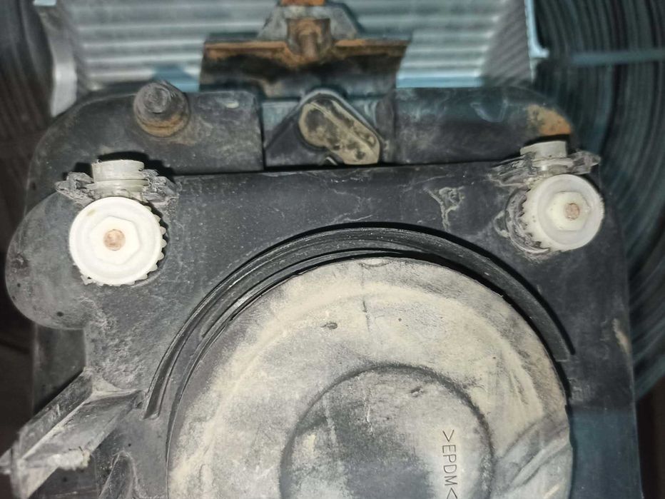 Lampa renault magnum prawa