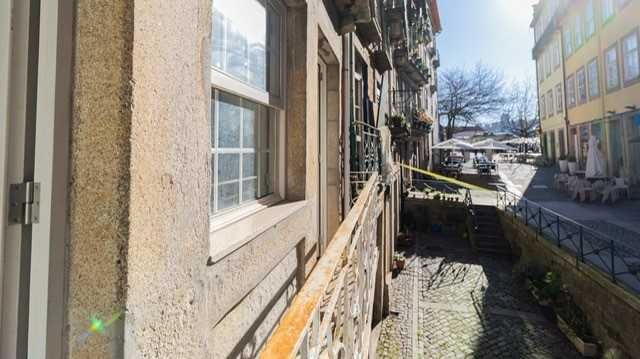 Aluguer Apartamento T0 junto à Ribeira do Porto