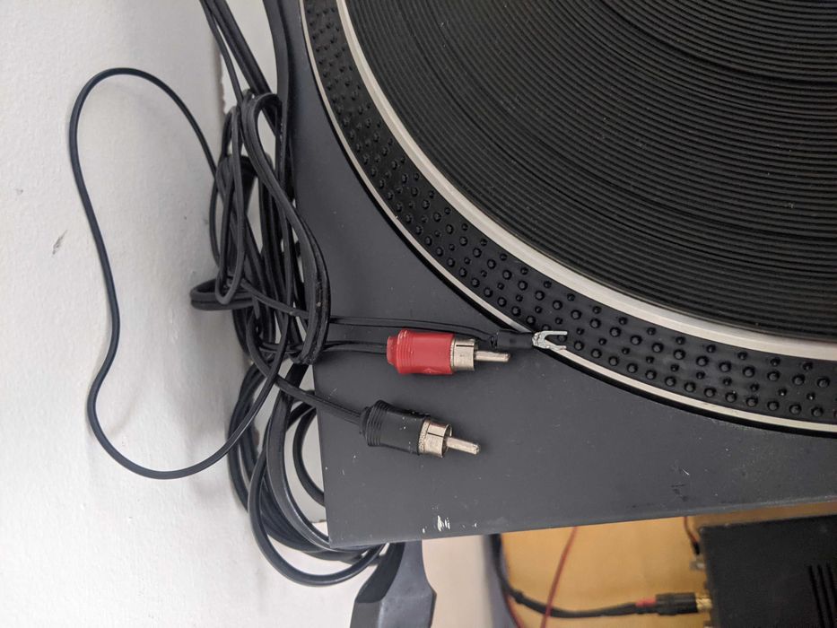 Gira-discos manual vintage anos 80
