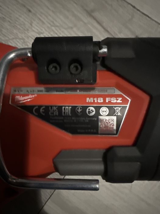 Milwaukee M18 FSZ pila szaflarska