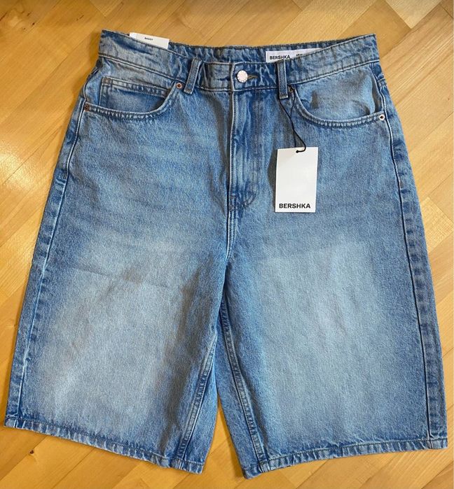 Джинсові шорти Bershka