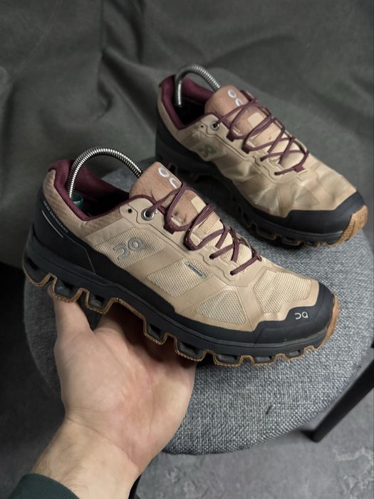 Кросівки ON RUNNING CLOUDVENTURE WATERPROOF 39 24.5 кроссовки он бігові