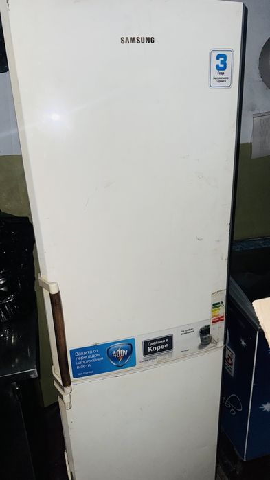 Холодильник двухкамерный нодфрост самсунг