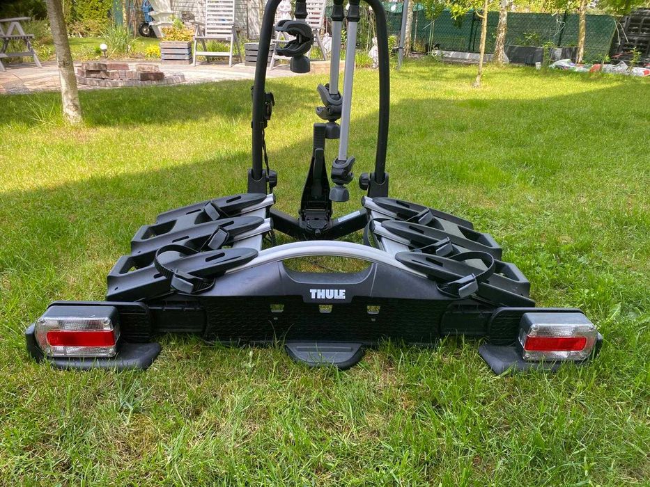 Thule VeloCompact 926 stojak na 3 rowery na hak