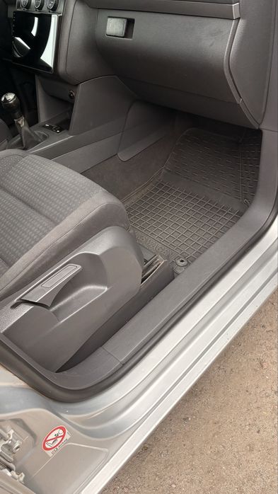 Volkswagen Touran 1.6 FSI