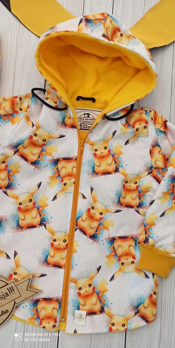 Kurtka pikachu wiosenna