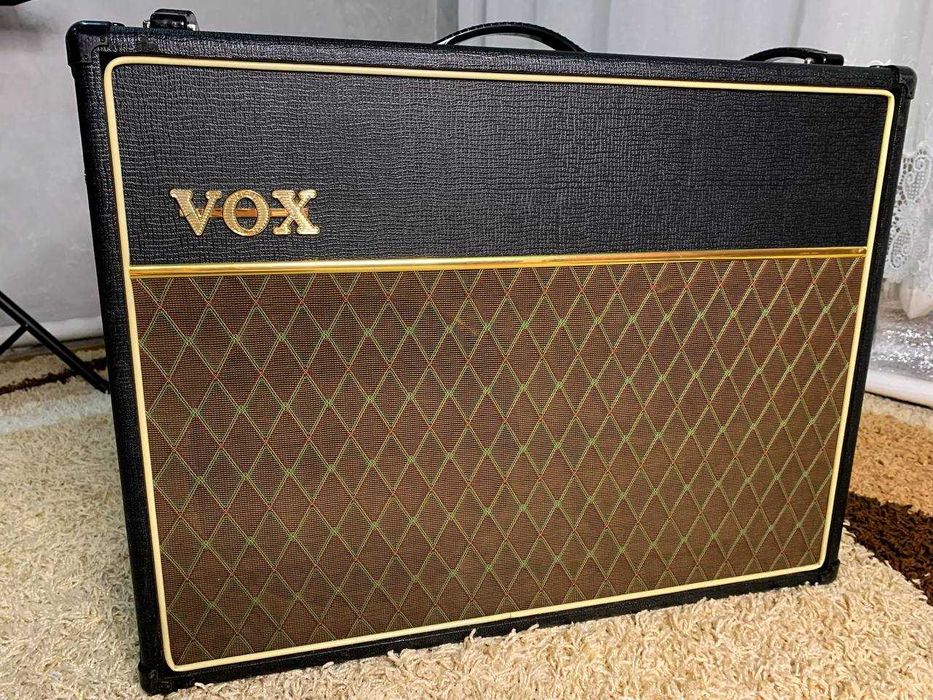 Гітарный комбопідсилювач VOX AC30CC2X Alnico Blue Англія