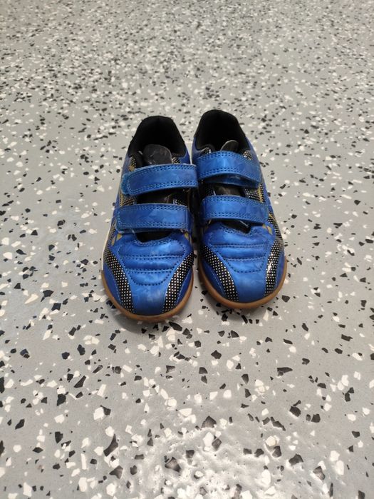 Buty na rzepy 28