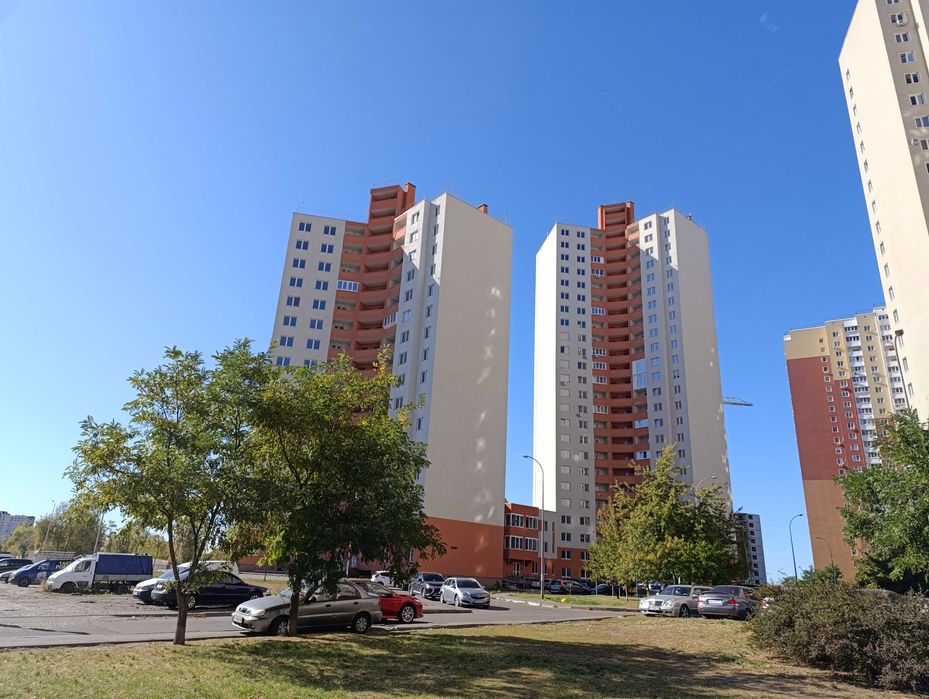 Продаж квартири у новобудові, Милославська, 18