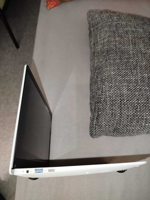 ноутбук Pixus 14" Intel Celeron N4020 4 ГБ робочий здута батарея
