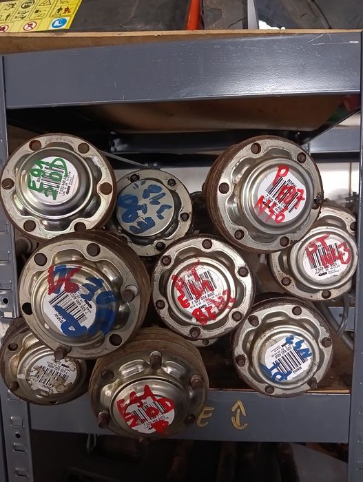 BMW E90 E91 E87 E81 320i 116i 320d 118d 318d półoś PRAWA lewa M47 n47
