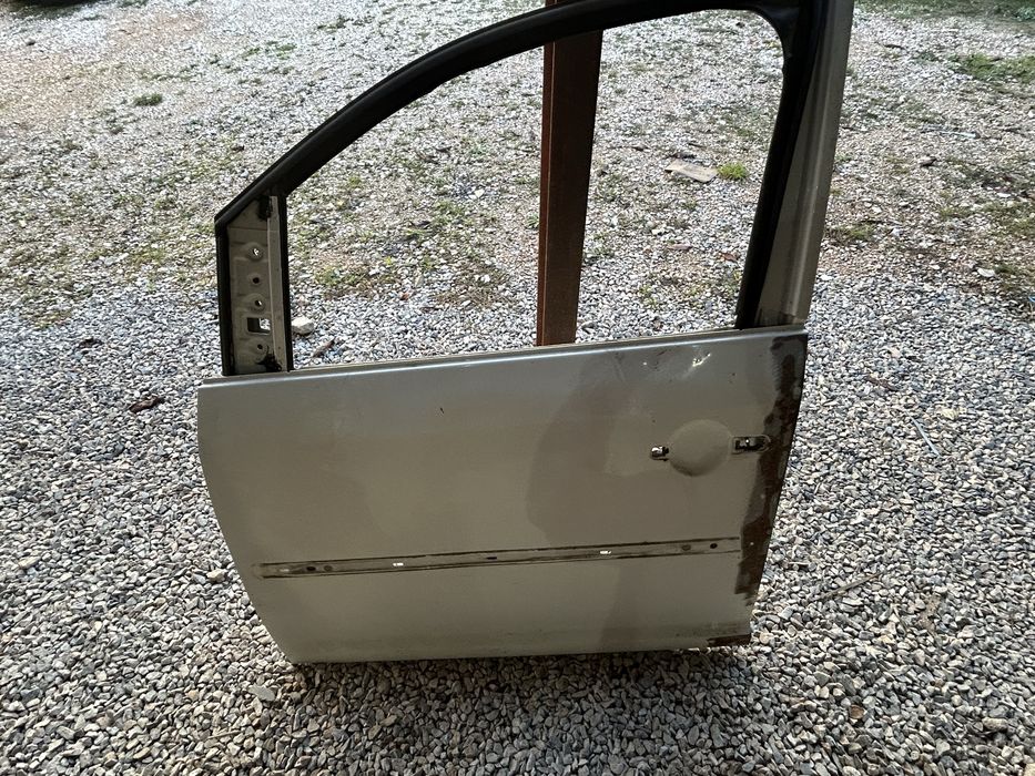 Porta esq vw Cady 2008