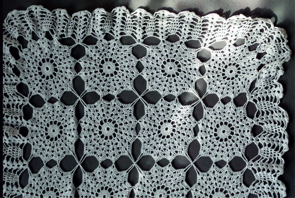 Bieżnik/ obrus rękodzięło szydełkowy 70x130
