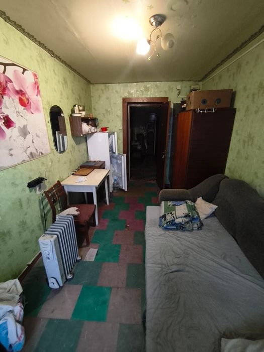 Сдается комната в общежитии. Центр. Блок из 4 комнат.