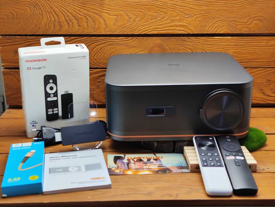 Projektor Happrun JQ820 2000 ANSI Full HD 4K 300 cali Thomson Stick 4K Android 14 Chromecast Harpun