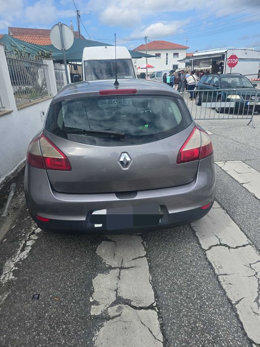 Renault megane 1500 dci 967 712 576
