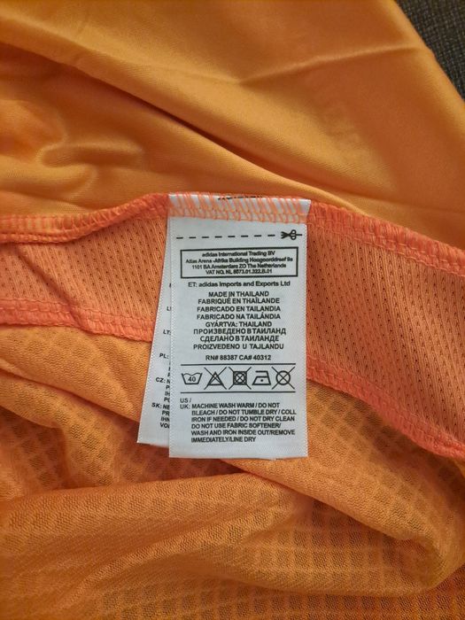 Camisola Real Madrid 2024-25 laranja Vini Jr