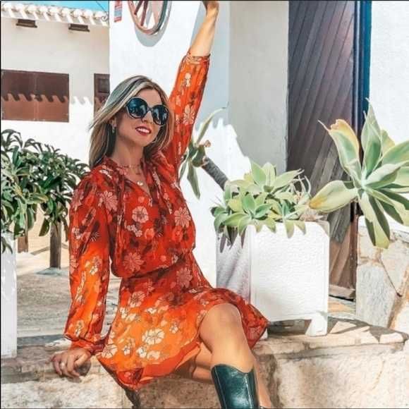 Zwiewna sukienka w kwiaty z wiązaniem Zara vintage boho M