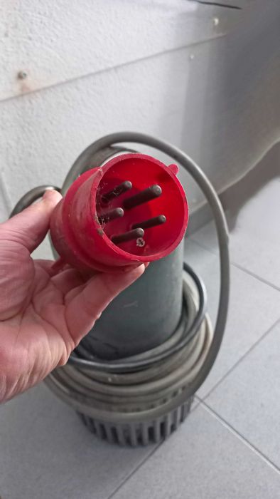 Electrobomba aguas limpas, poços ou fossas.