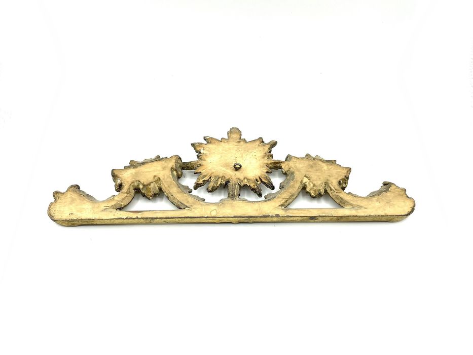 Ornamento de parede em talha dourada seculo 19