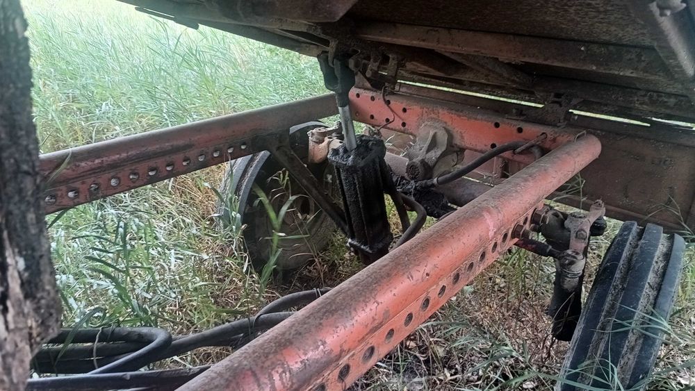 Продам трактор  Т16